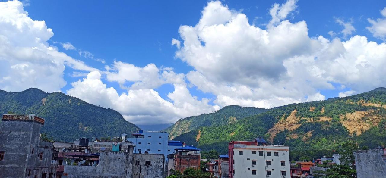 Hotel Royal Chautari, Butwāl Екстериор снимка