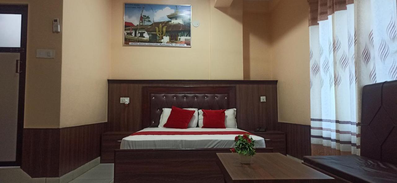 Hotel Royal Chautari, Butwāl Екстериор снимка